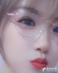 女孩：付付得正 的征婚头像照片
