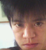 帅哥：Axin的征婚二维码，扫一扫，手机上能征婚