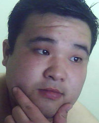 帅哥：卷残了等待╮ 的征婚头像照片