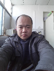 帅哥：wood285670936的征婚二维码，扫一扫，手机上能征婚